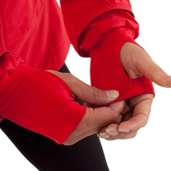 Women's Lululemon Run Make A Break Jacket - Picture 4 of 10